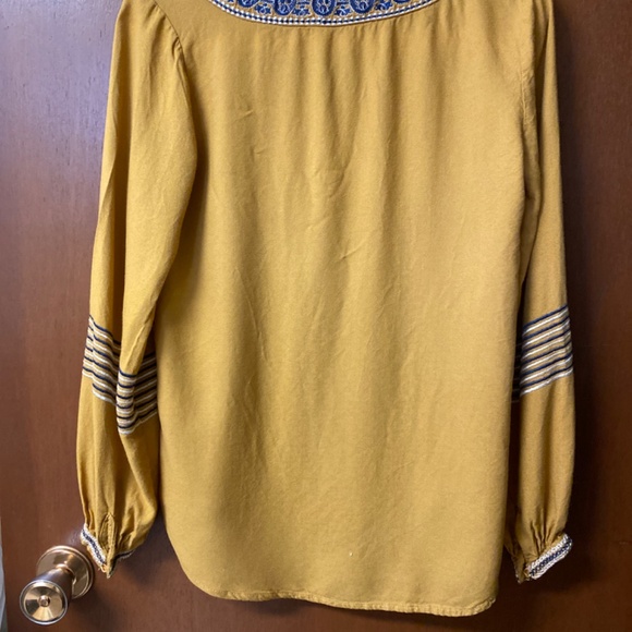 Blouse - Picture 2 of 4